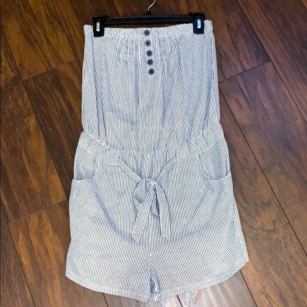 Body Central Blue/White Romper Size M
